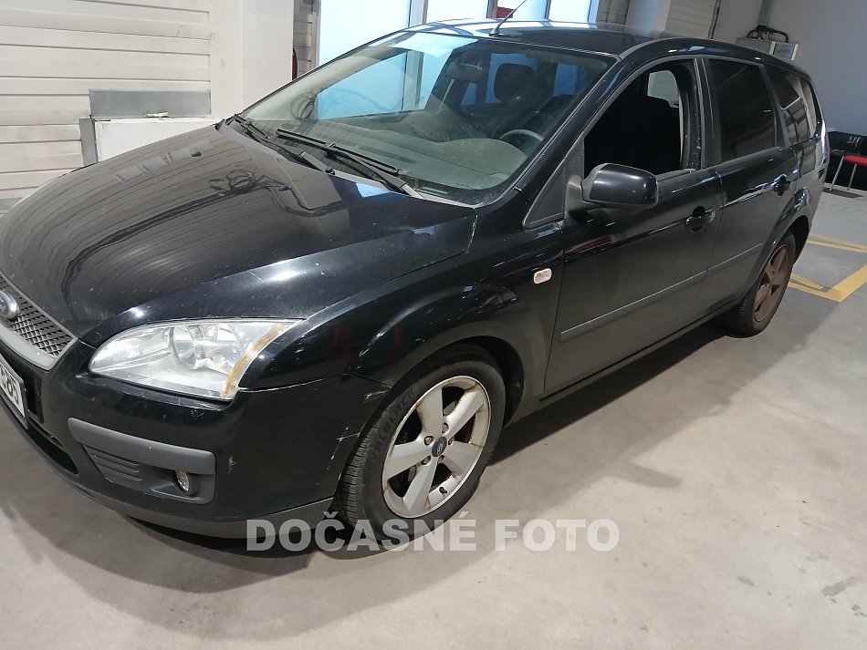 Ford Focus 2.0. 