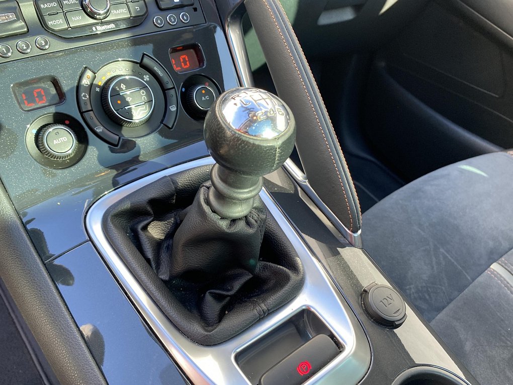 Peugeot 3008 1.2 PT Crossway