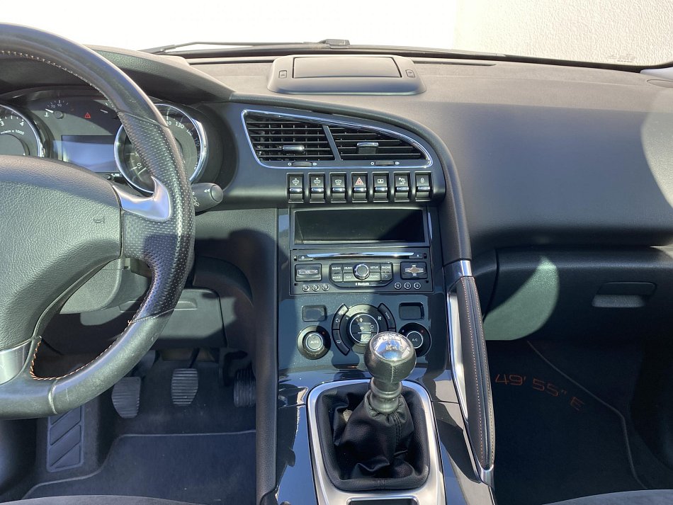 Peugeot 3008 1.2 PT Allure