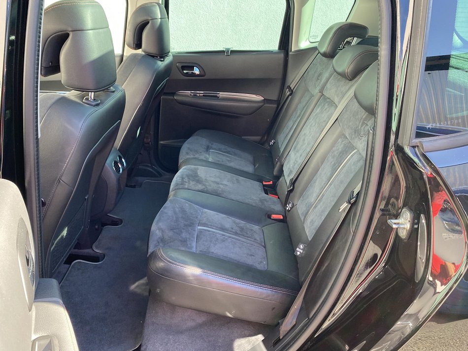 Peugeot 3008 1.2 PT Allure