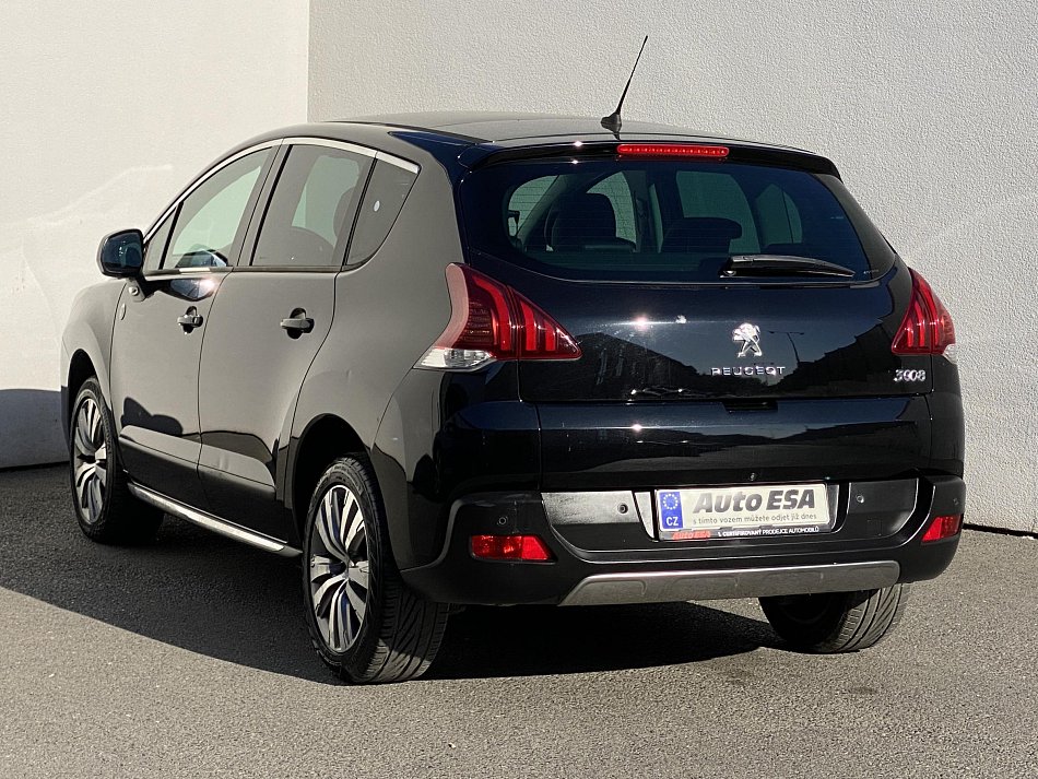 Peugeot 3008 1.2 PT Allure