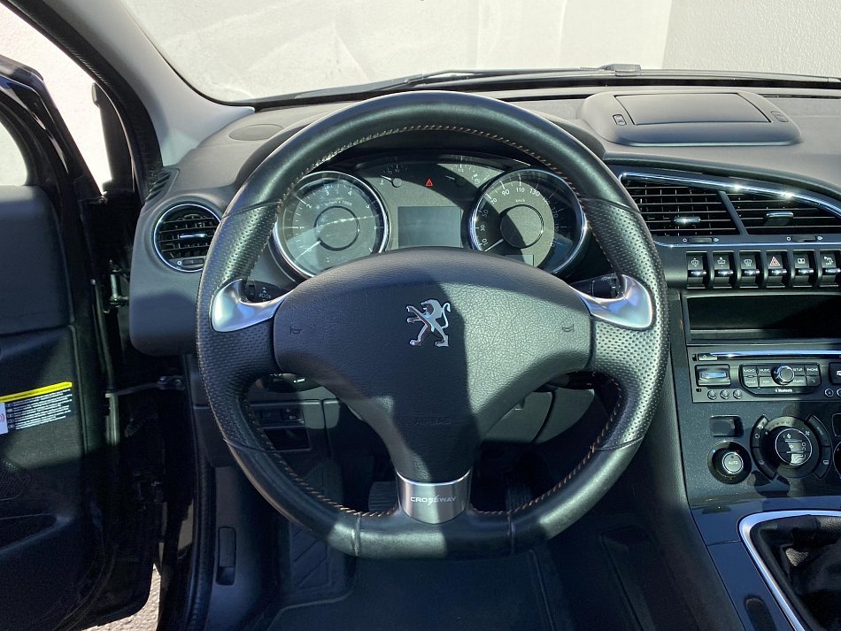 Peugeot 3008 1.2 PT Allure