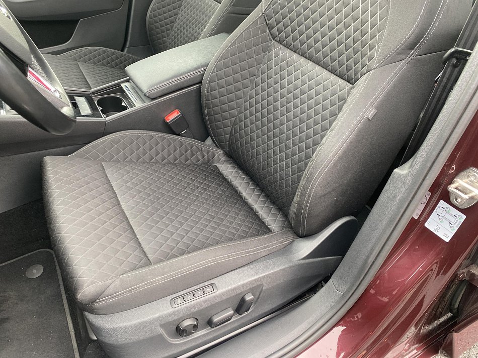 Škoda Superb III 2.0 TDi Style 4X4