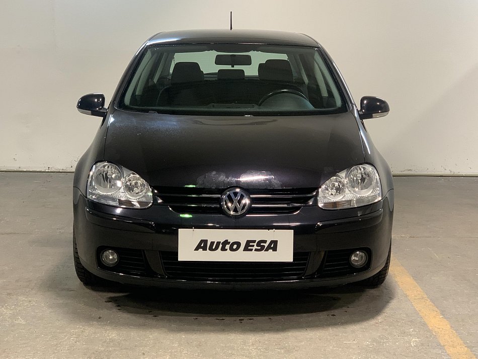 Volkswagen Golf 1.6 MPi Tour