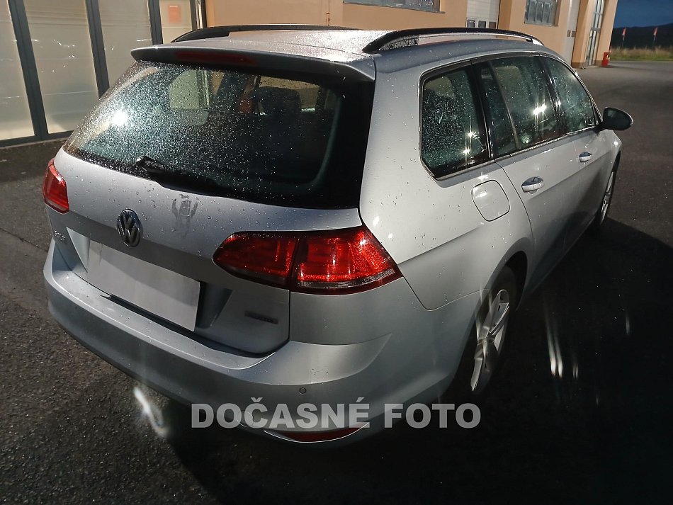Volkswagen Golf 1.6 TDi 