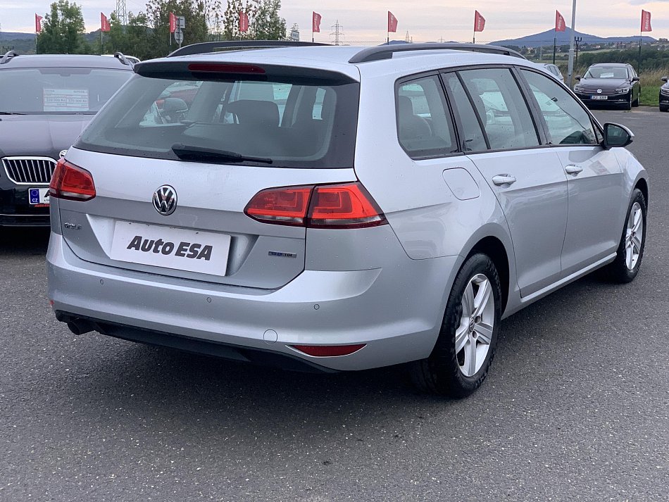Volkswagen Golf 1.6 TDi 