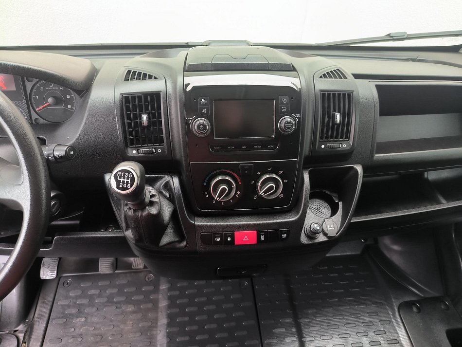 Peugeot Boxer 2.2HDi  L3H2