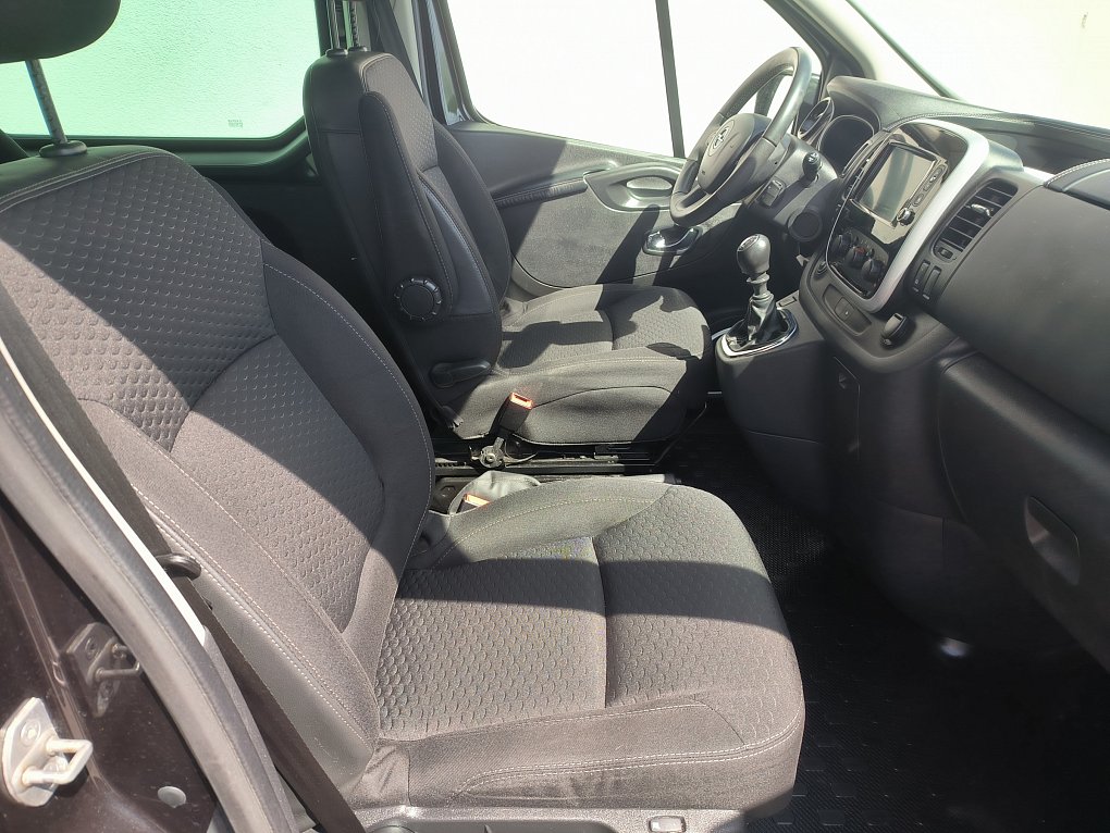 Opel Vivaro 1.6CDTi Sport L2H1 8míst