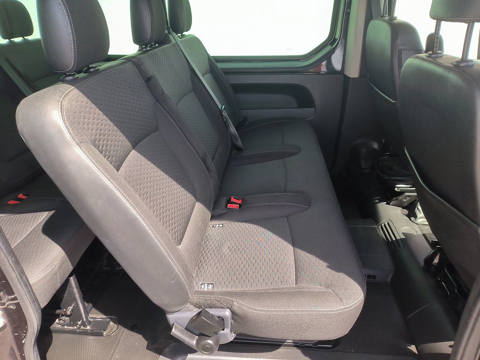 Opel Vivaro 1.6CDTi Sport L2H1 8míst