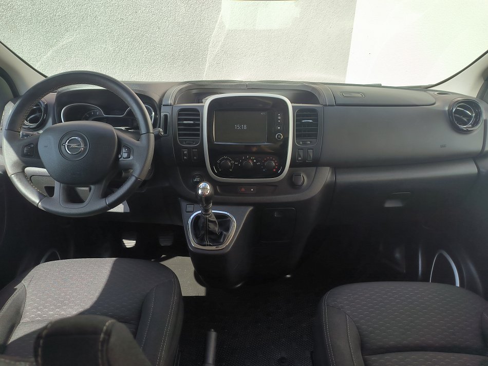 Opel Vivaro 1.6CDTi Sport L2H1 8míst
