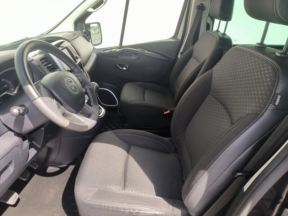 Opel Vivaro 1.6CDTi Sport L2H1 8míst