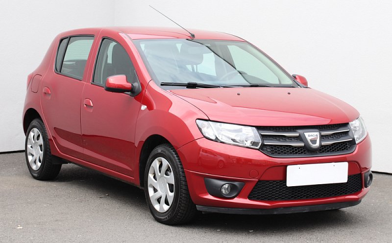 Dacia Sandero 1.6i 