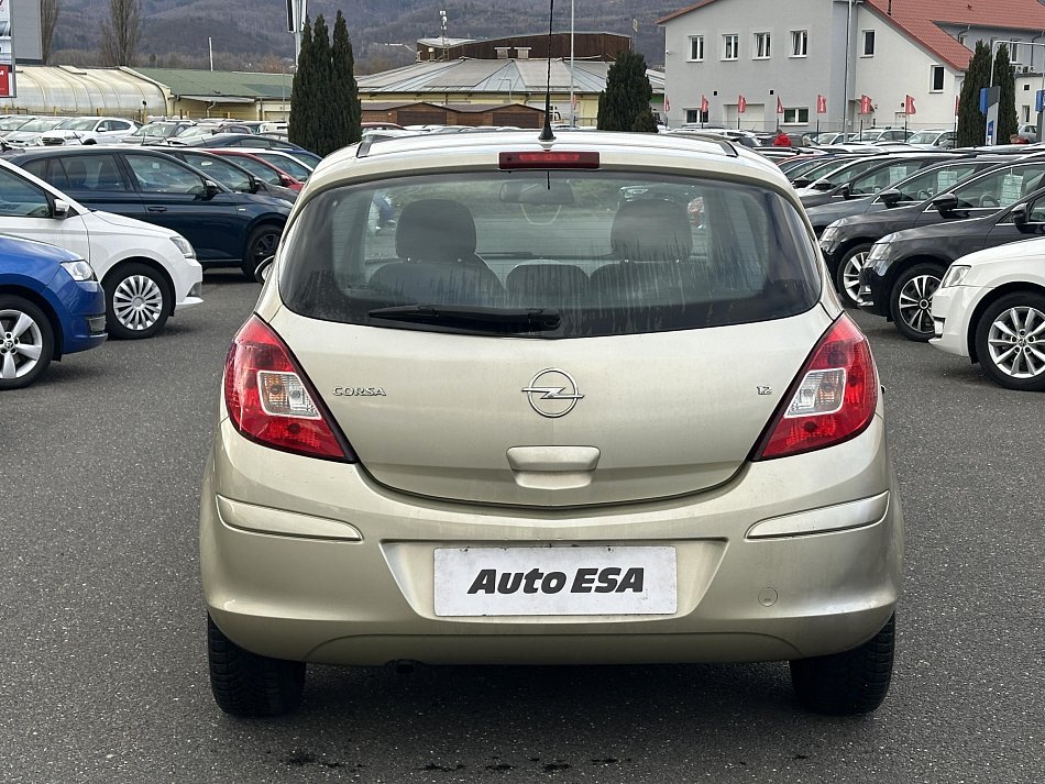 Opel Corsa 1.2i 