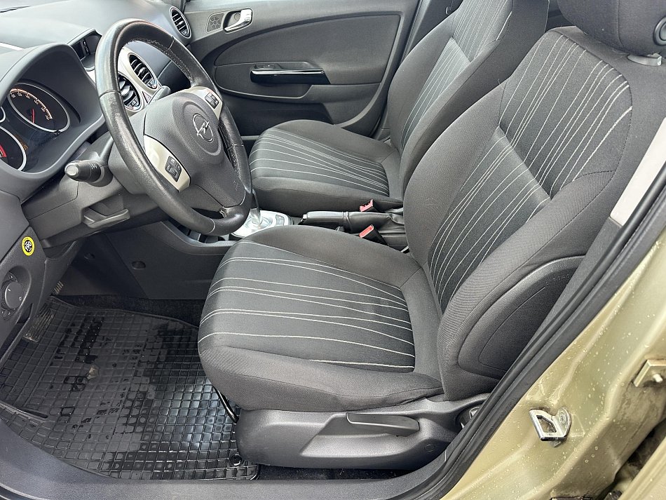 Opel Corsa 1.2i 