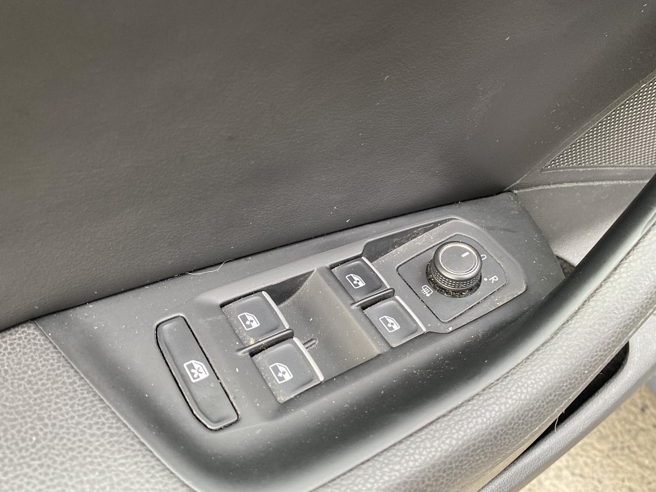 Volkswagen Passat 2.0 TDi 