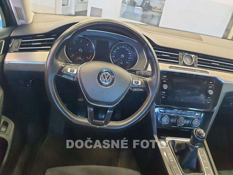 Volkswagen Passat 2.0 TDi 