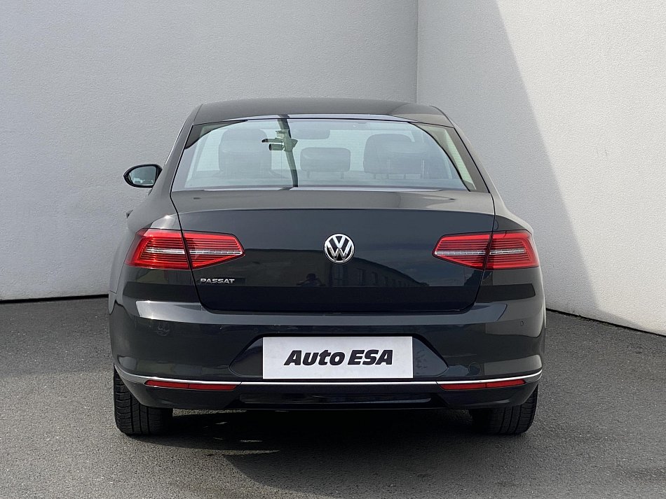Volkswagen Passat 2.0 TDi 