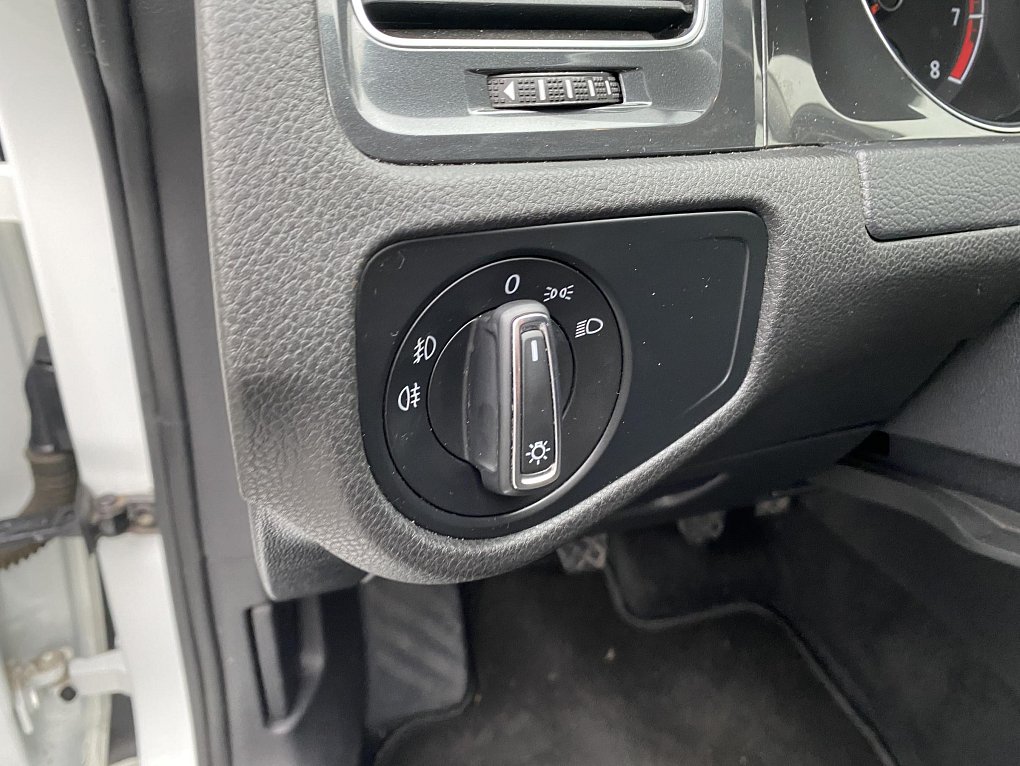 Volkswagen Golf 1.0 TSi 