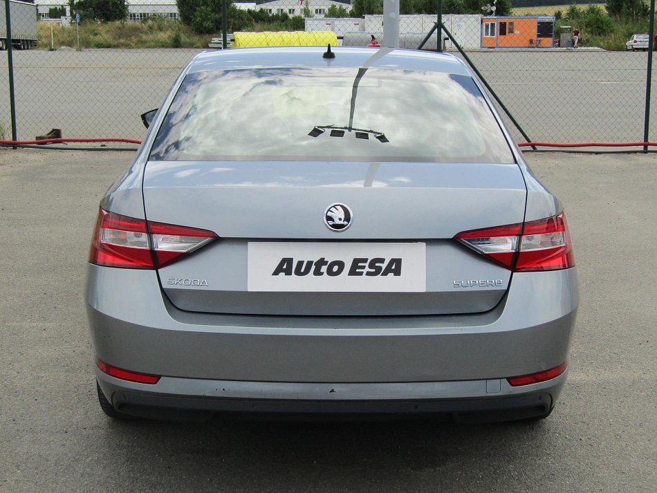 Škoda Superb III 2.0 TDi Active