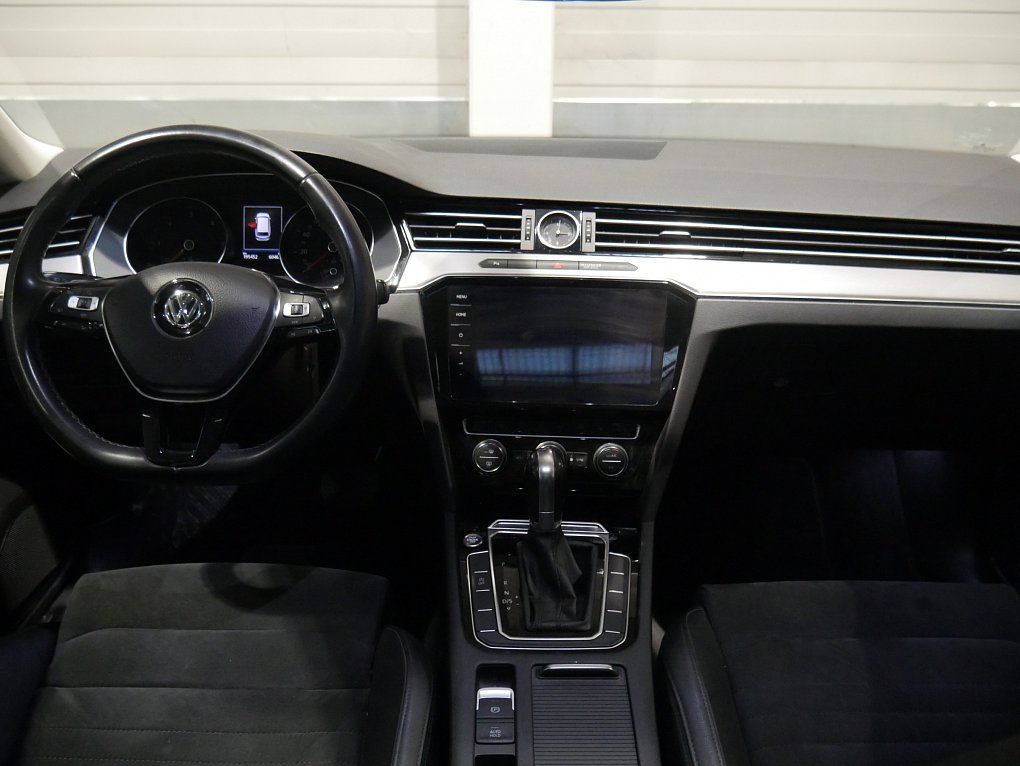 Volkswagen Passat 2.0 TDi 