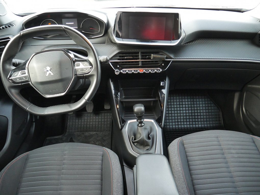 Peugeot 2008 1.2 PT 