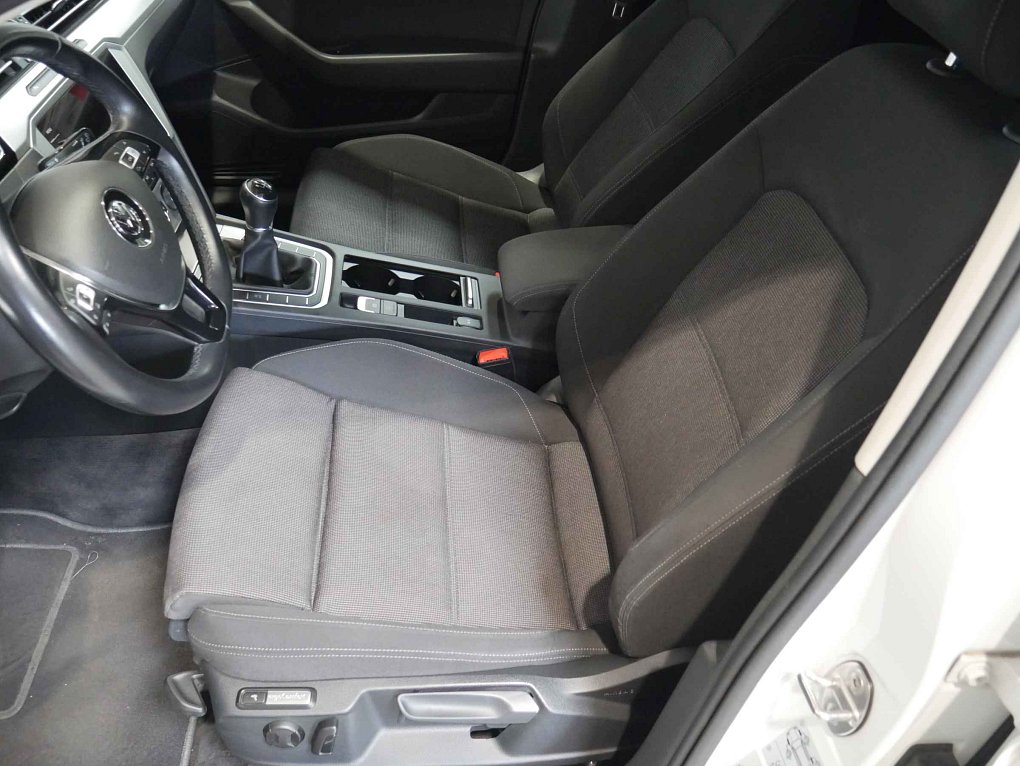 Volkswagen Passat 2.0TDi 