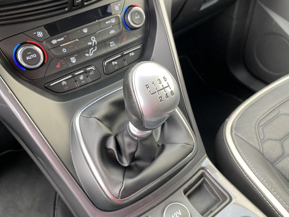 Ford Kuga 1.5 EB Vignale
