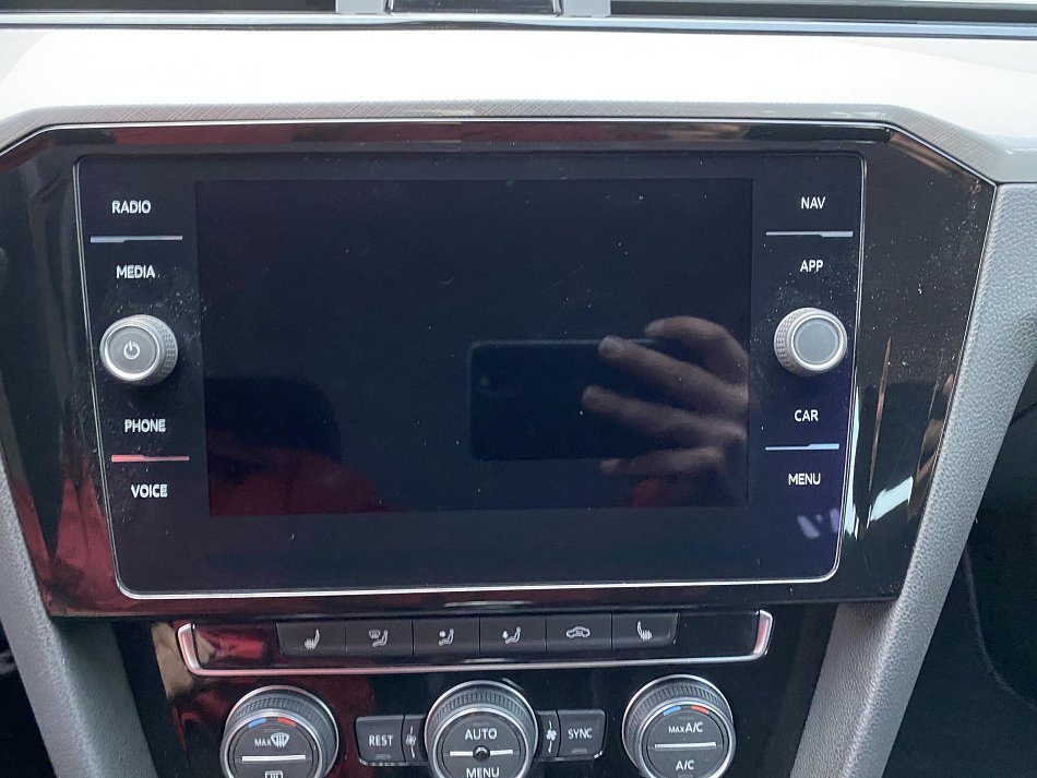 Volkswagen Passat 2.0 TDi Business