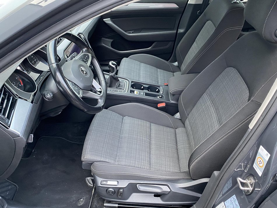 Volkswagen Passat 2.0 TDi Business