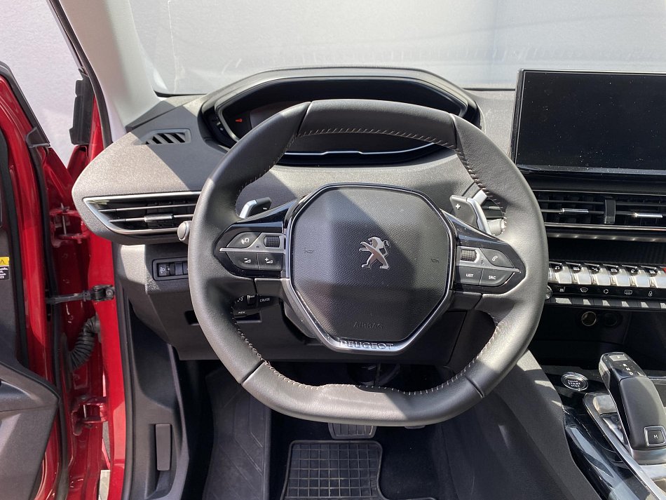 Peugeot 3008 1.2 PT Allure