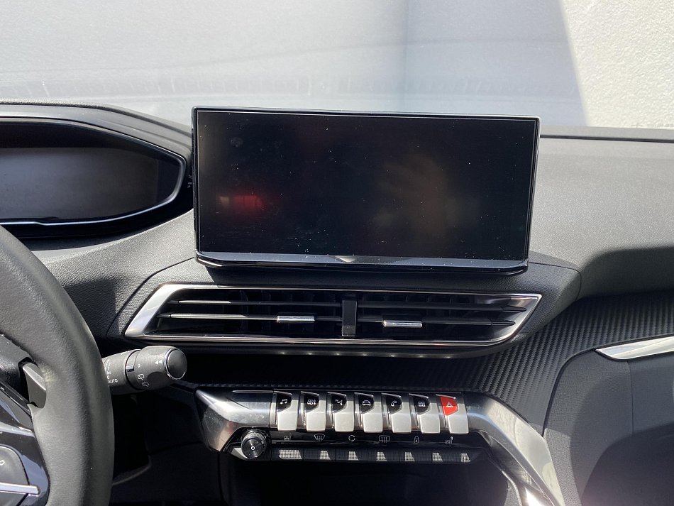 Peugeot 3008 1.2 PT Allure