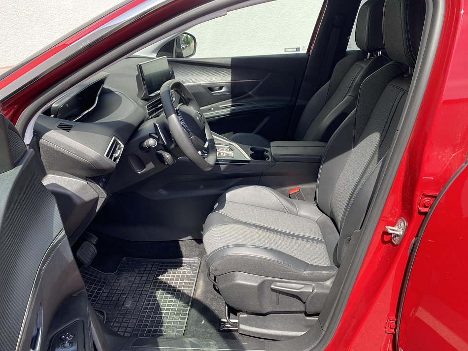 Peugeot 3008 1.2 PT Allure