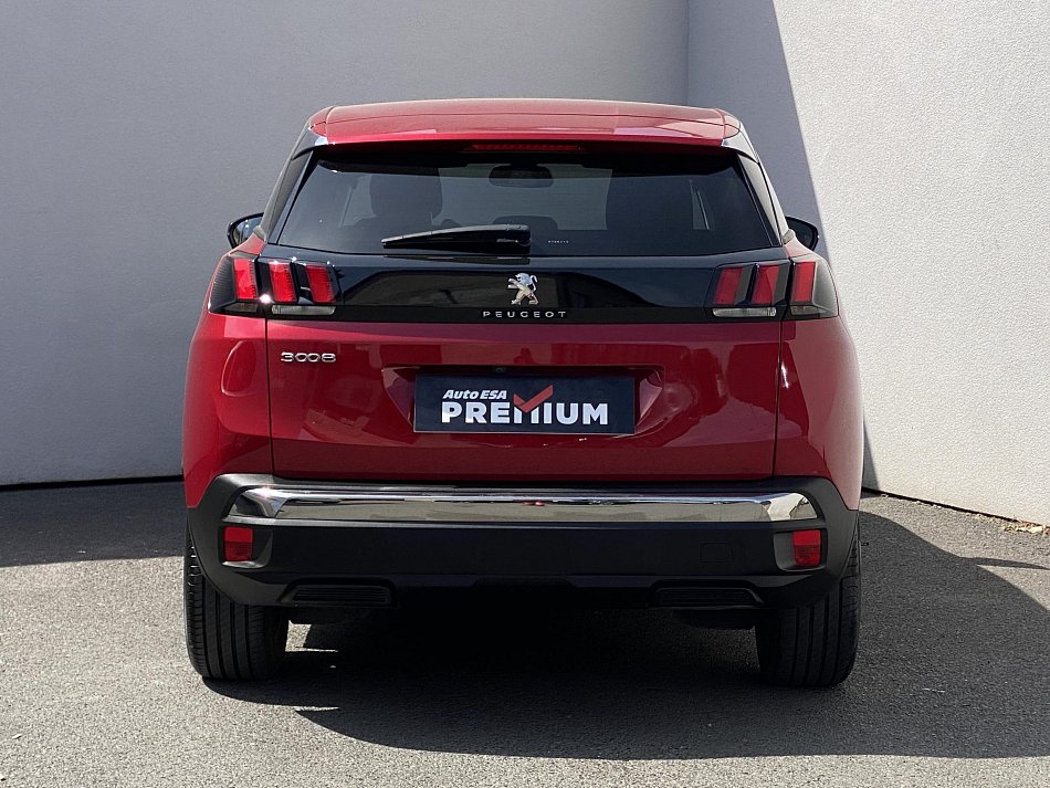 Peugeot 3008 1.2 PT Allure