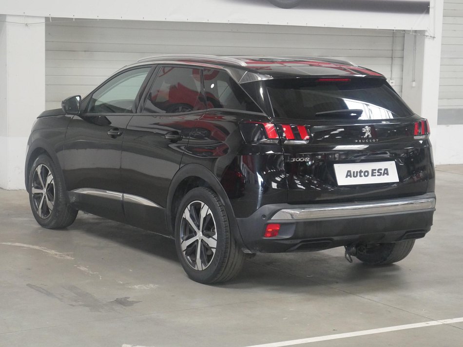 Peugeot 3008 1.2PT Allure