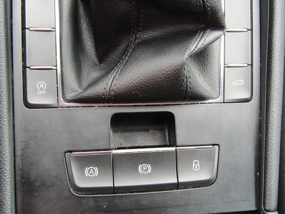 Škoda Superb III 2.0 TDi Active