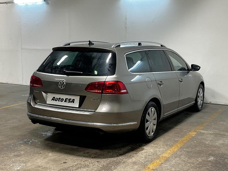 Volkswagen Passat 2.0TDi  Variant