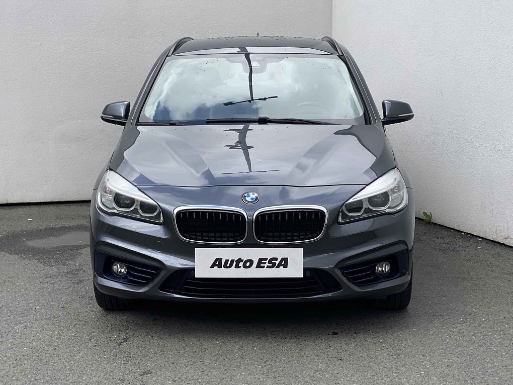 BMW Řada 2 2.0 i Sport Line 220 i