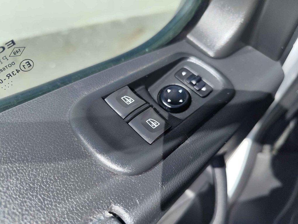 Renault Master 2.3dCi Cool L3H2
