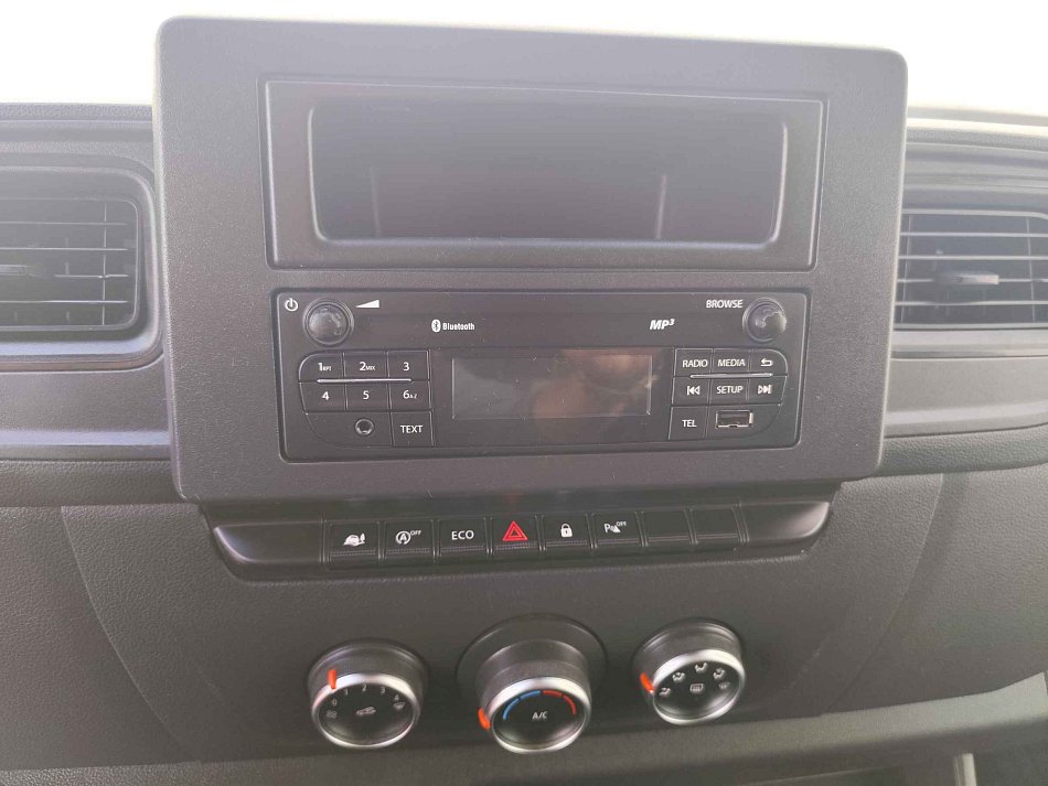 Renault Master 2.3dCi Cool L3H2