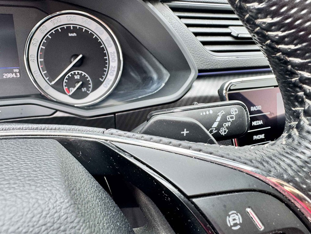 Škoda Superb III 2.0 TDi SportLine