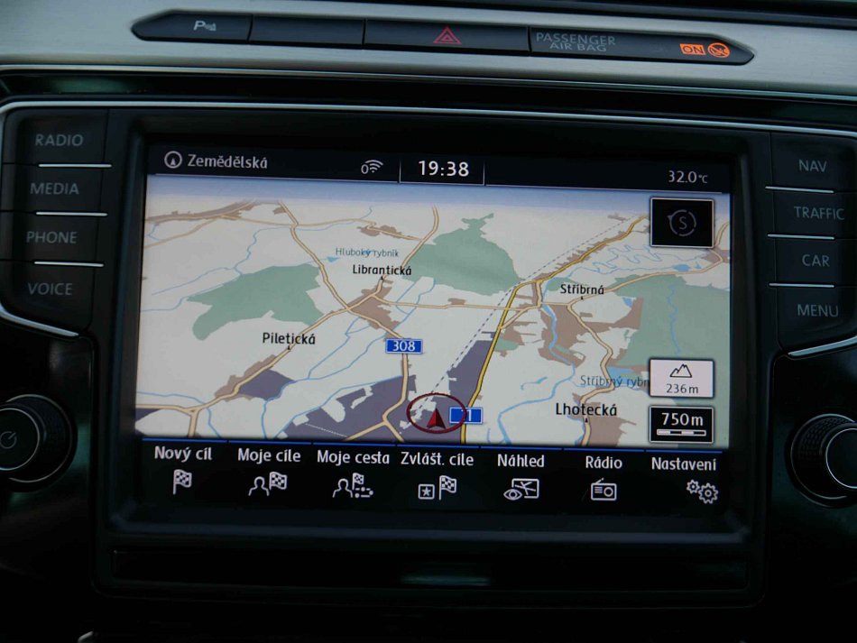 Volkswagen Passat 2.0 TDi  4x4