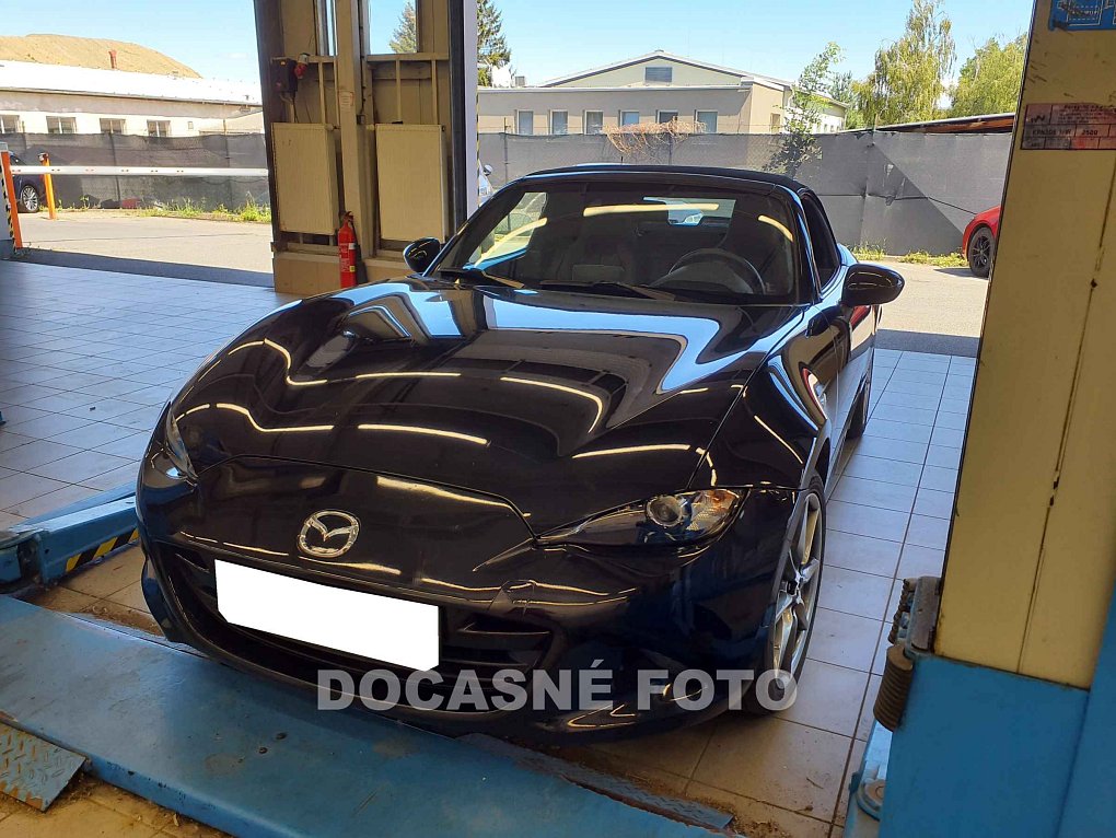 Mazda MX-5 2.0i 