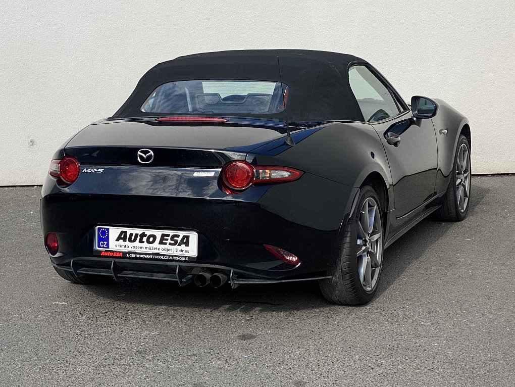 Mazda MX-5 2.0i 