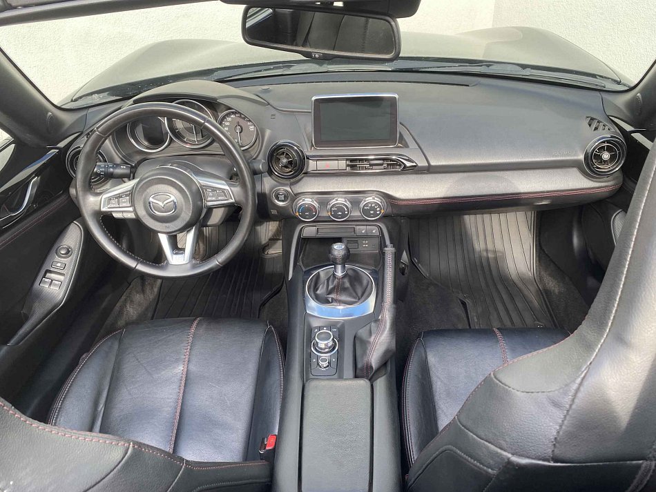 Mazda MX-5 2.0i 