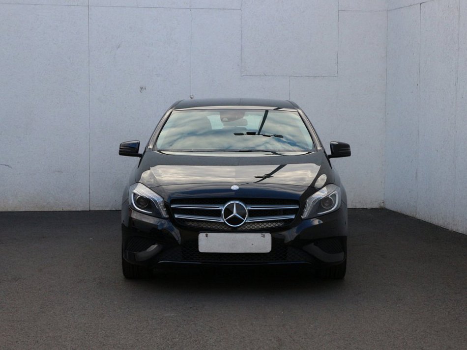 Mercedes-Benz Třída A 1.6  A180