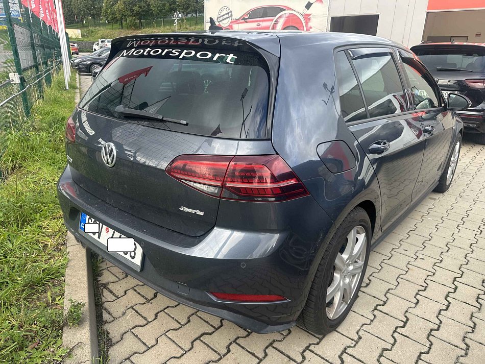 Volkswagen Golf 2.0 TDi 