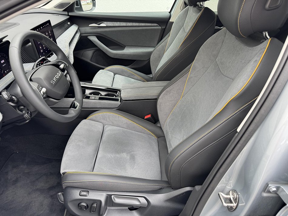 Škoda Superb IV 2.0 TDi Selection