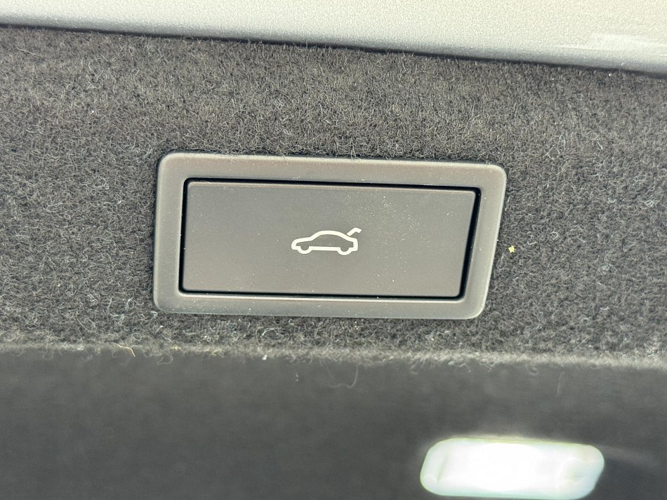 Škoda Superb IV 2.0 TDi Selection