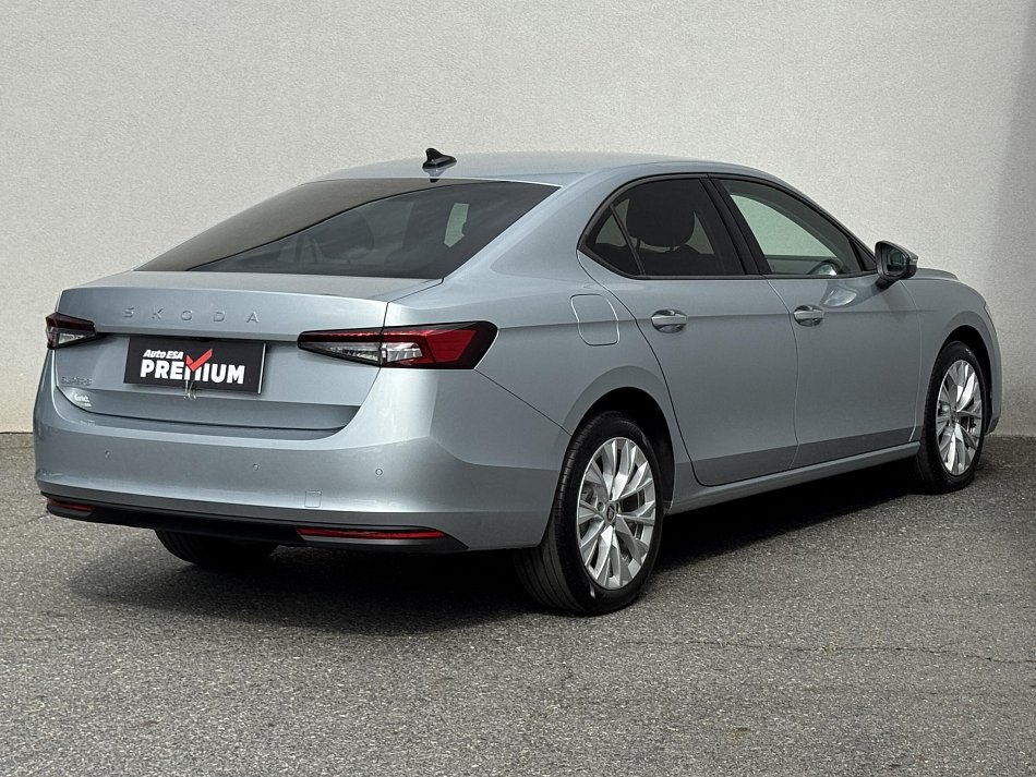 Škoda Superb IV 2.0 TDi Selection