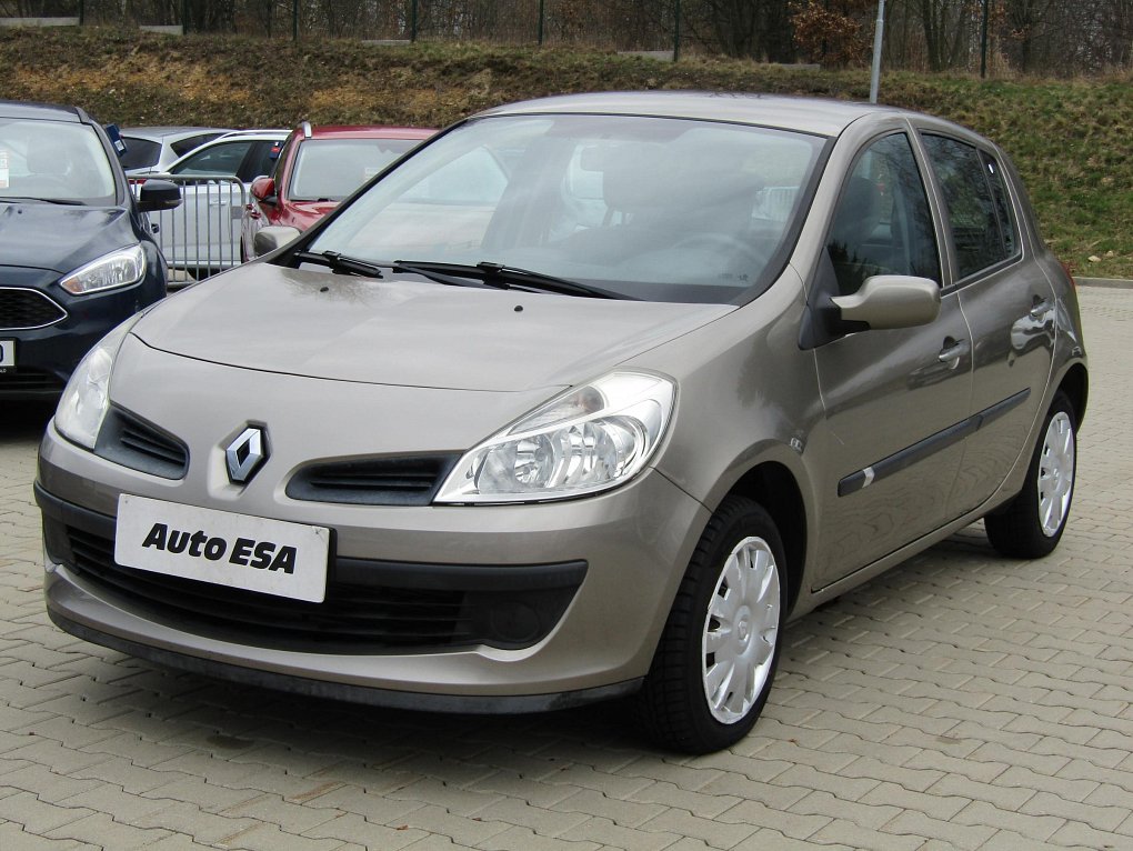 Renault Clio 1.2i 